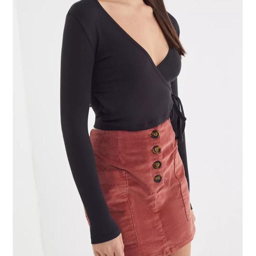Urban-outfitters Women's Black and Burgundy Skirt